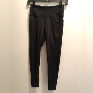 Victoria’s Secret Black Leggings size 4